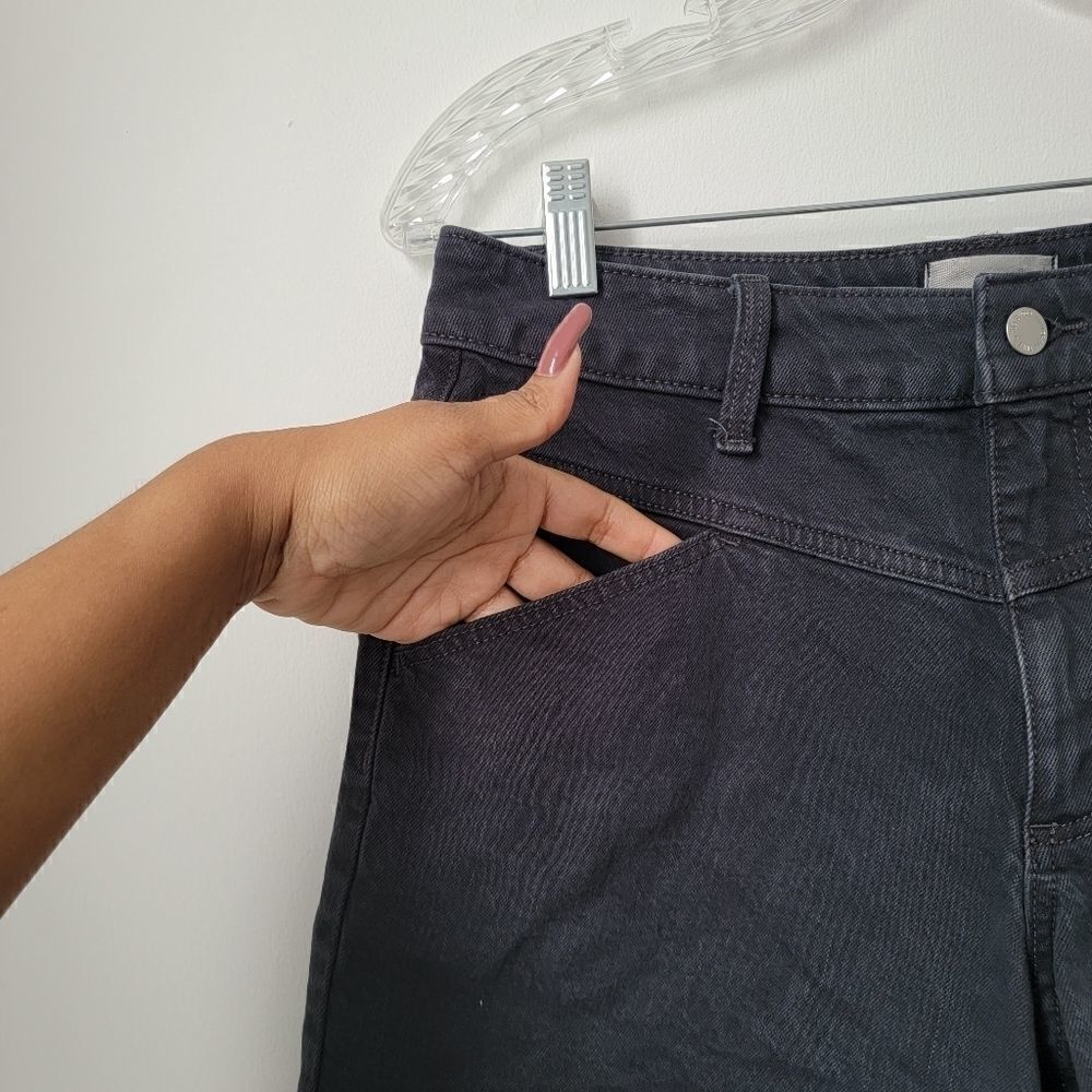 Universal THREAD Womens Shorts Size 8 Vintage Midi Dark Wash - Picture 11 of 12